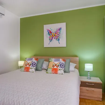 Eva Apartment