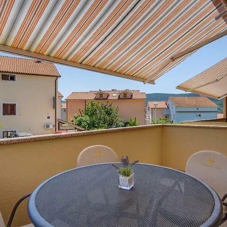 Eva Апартаменты Црес