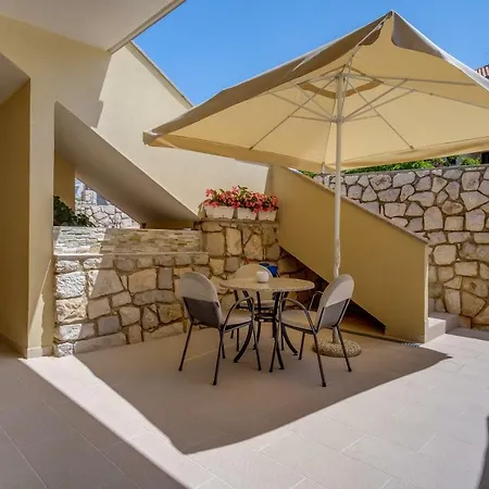 Eva Appartement Cres