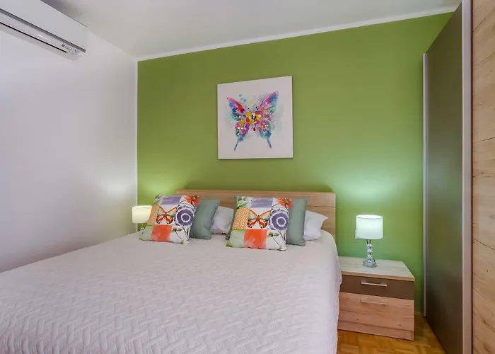 Eva Apartman